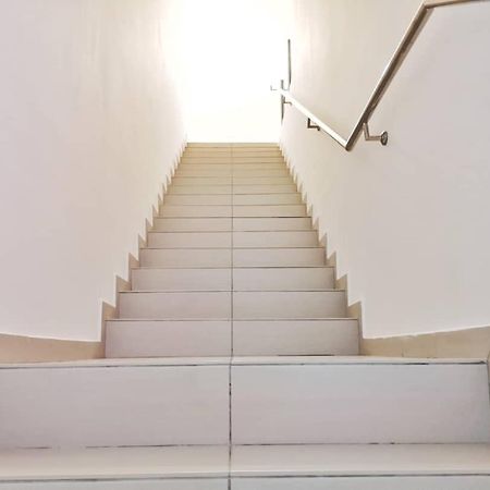 Holiday Homestay Σερεμπάν Εξωτερικό φωτογραφία